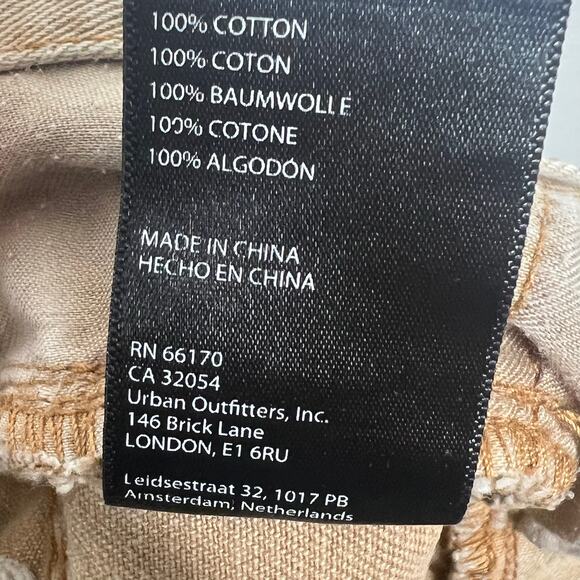 BDG by URBAN OUTFITTERS Cheeky High Rise Denim Shorts Frayed Hem Beige Size 26 - Picture 8 of 9